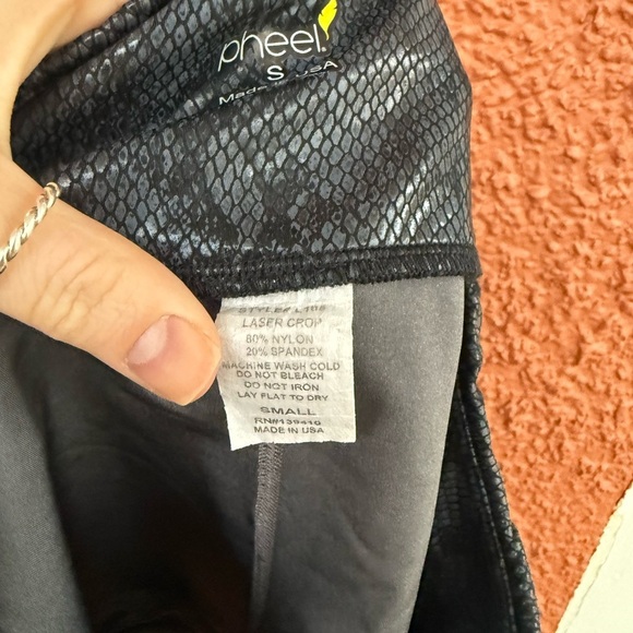 Women’s Pheel Skirt with Shorts Snake Skin Size Small Made in USA Tennis - Picture 4 of 5